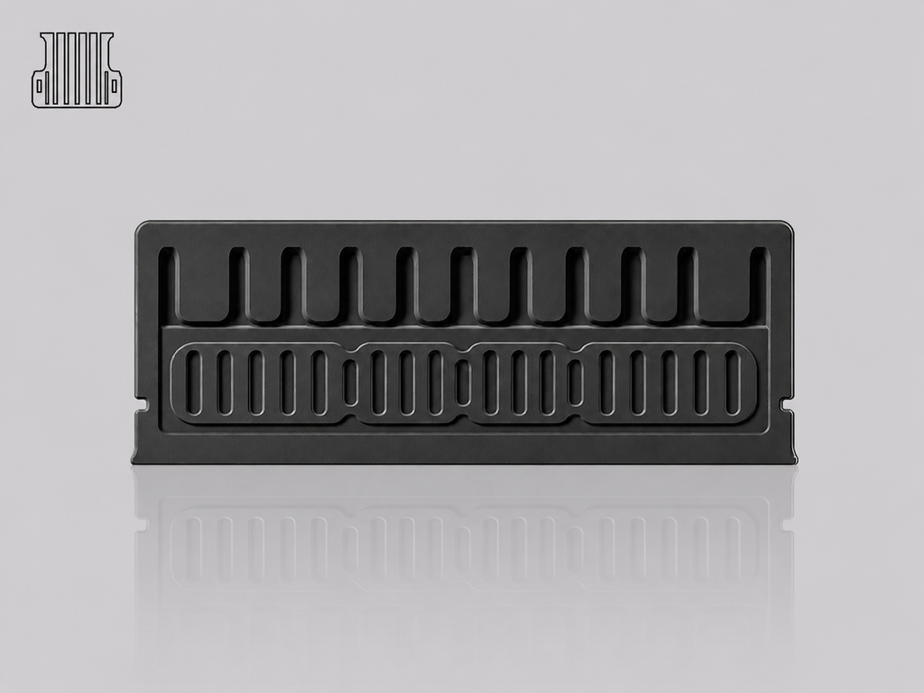 Toyota Hilux Bucket Cover Mat